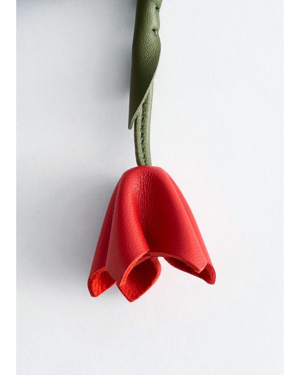 & Other Stories White Tulip Bag Charm