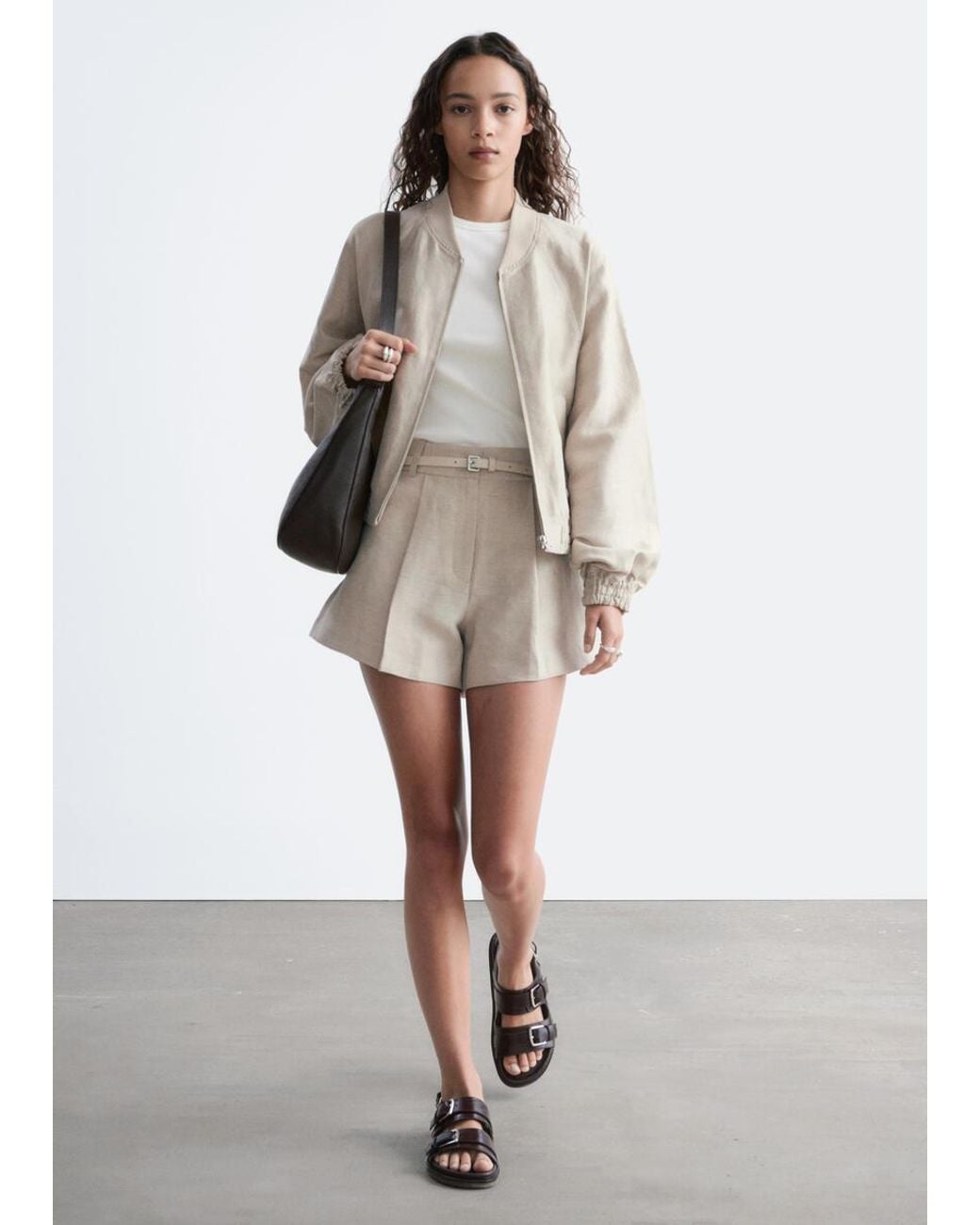 & Other Stories White Pleated Linen-Blend Shorts