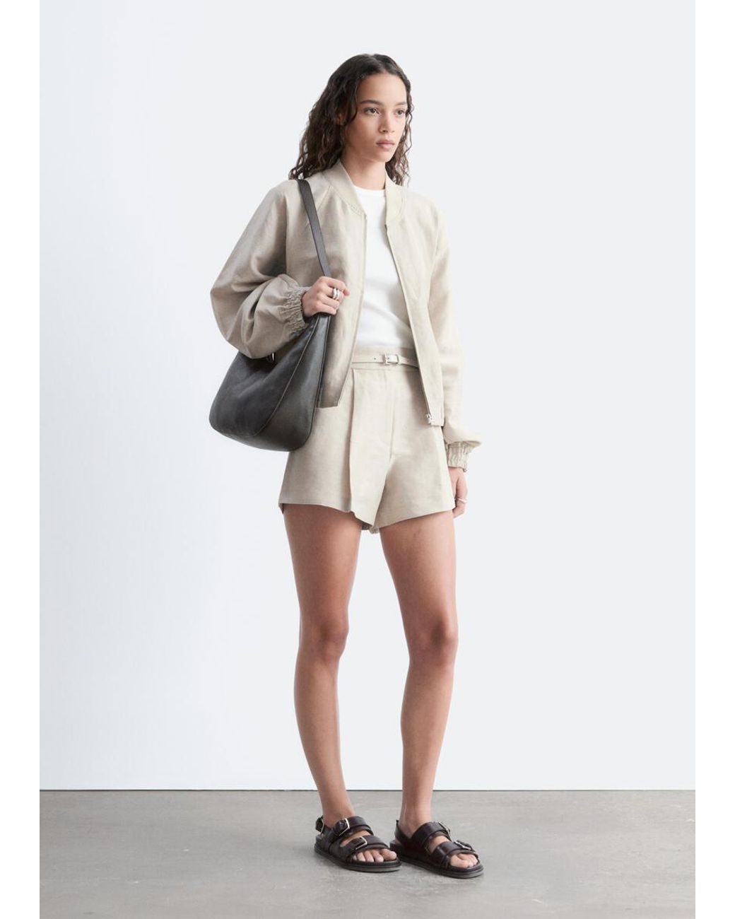 & Other Stories White Pleated Linen-Blend Shorts