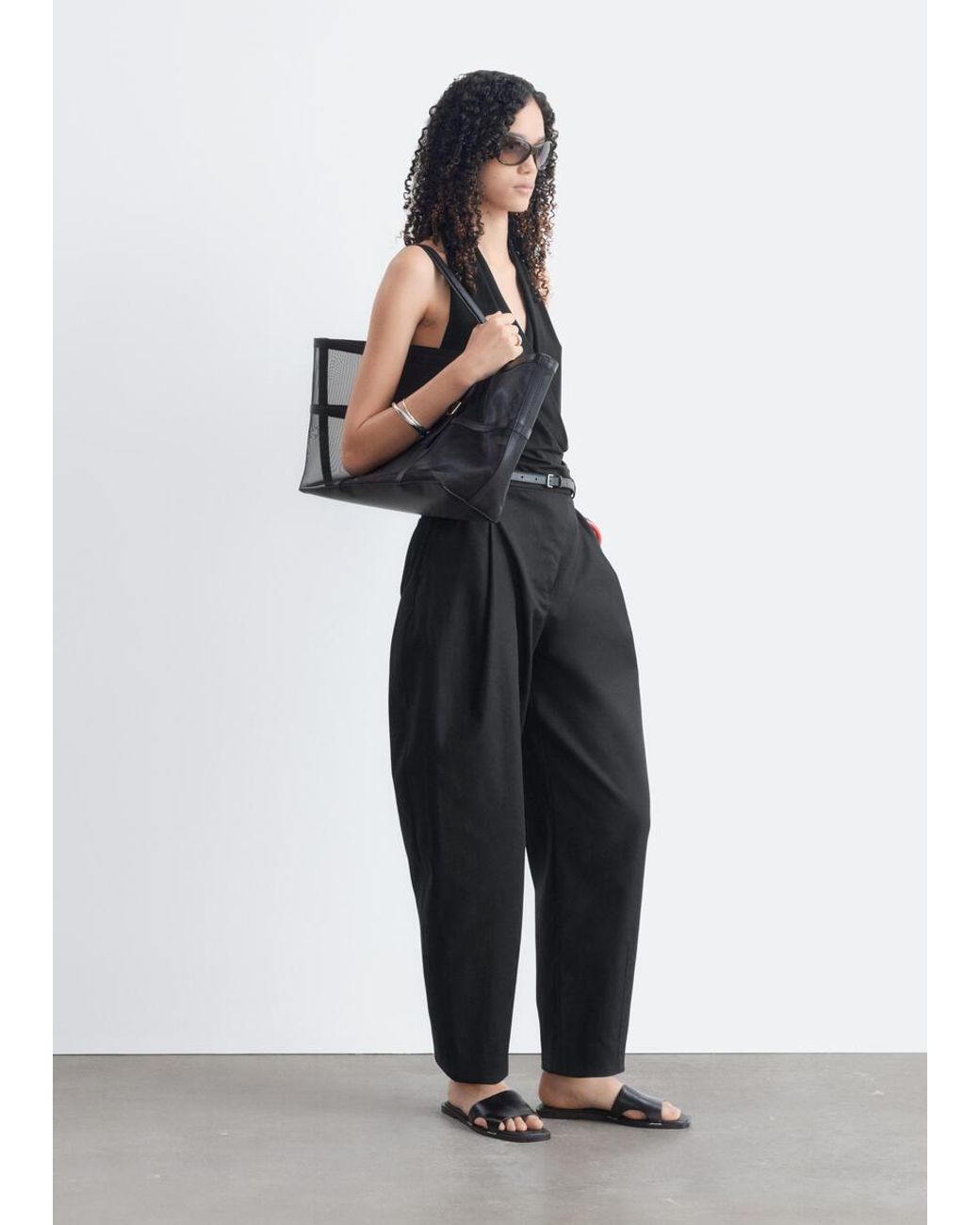 & Other Stories Gray Barrel-Leg Trousers