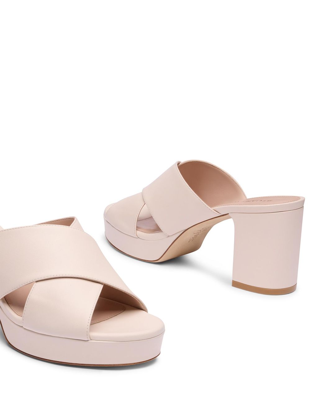 Heeled Mules Stuart Weitzman en coloris Pink