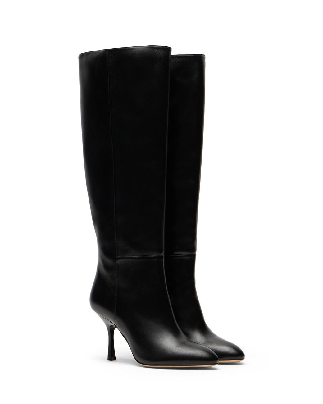 Madison Boot 85 di Stuart Weitzman in Black