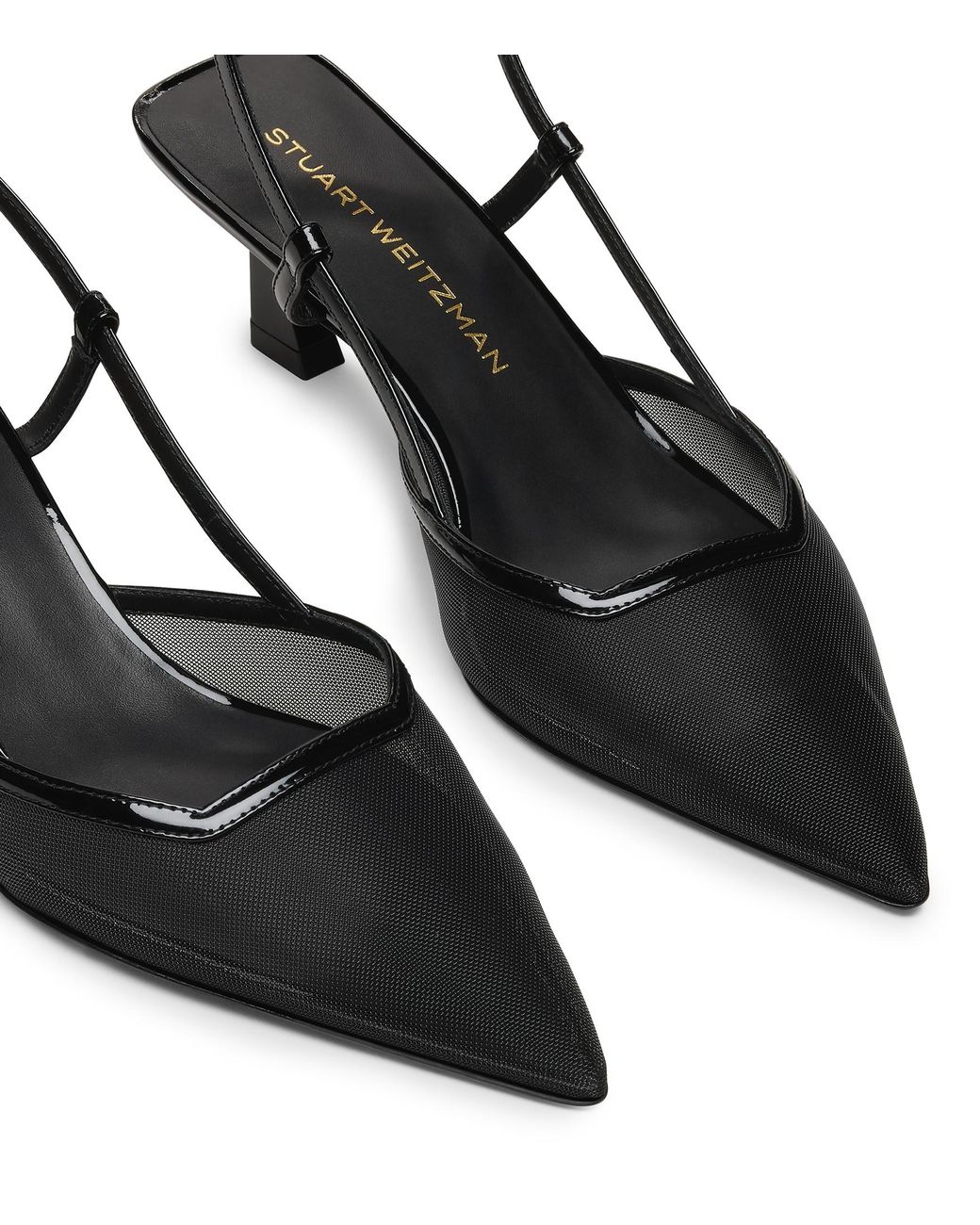 Pumps di Stuart Weitzman in Black