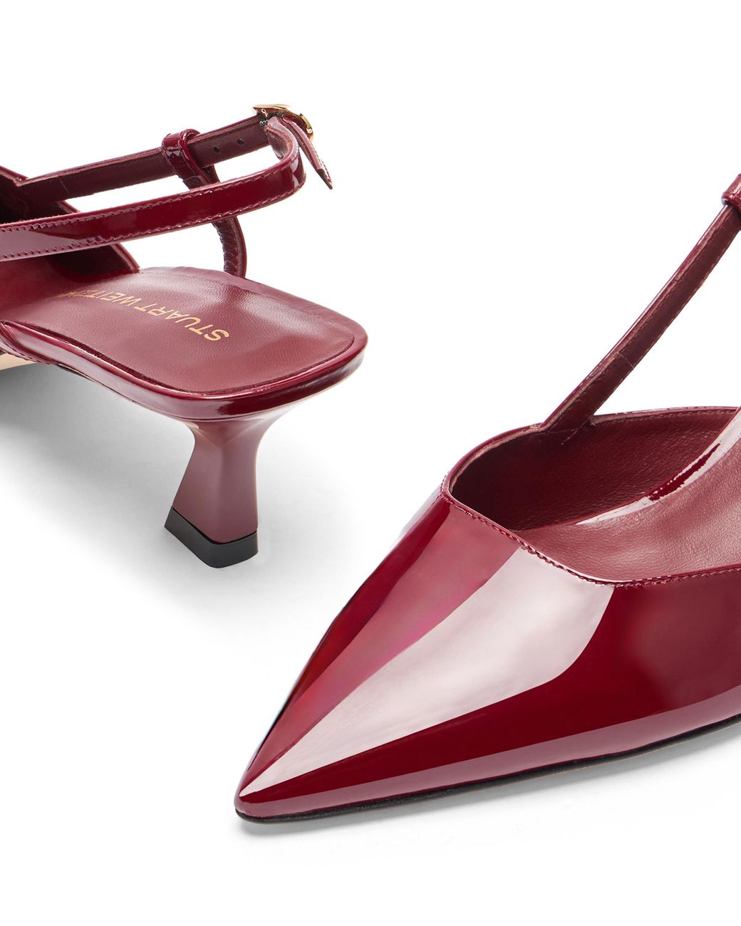 Pumps di Stuart Weitzman in Red