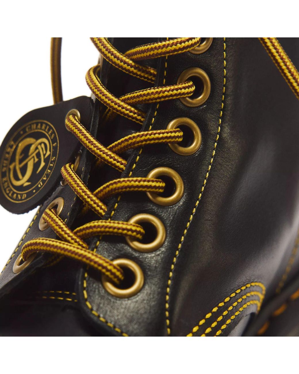 Dr. Martens Black 43549001-Bk Capp for men