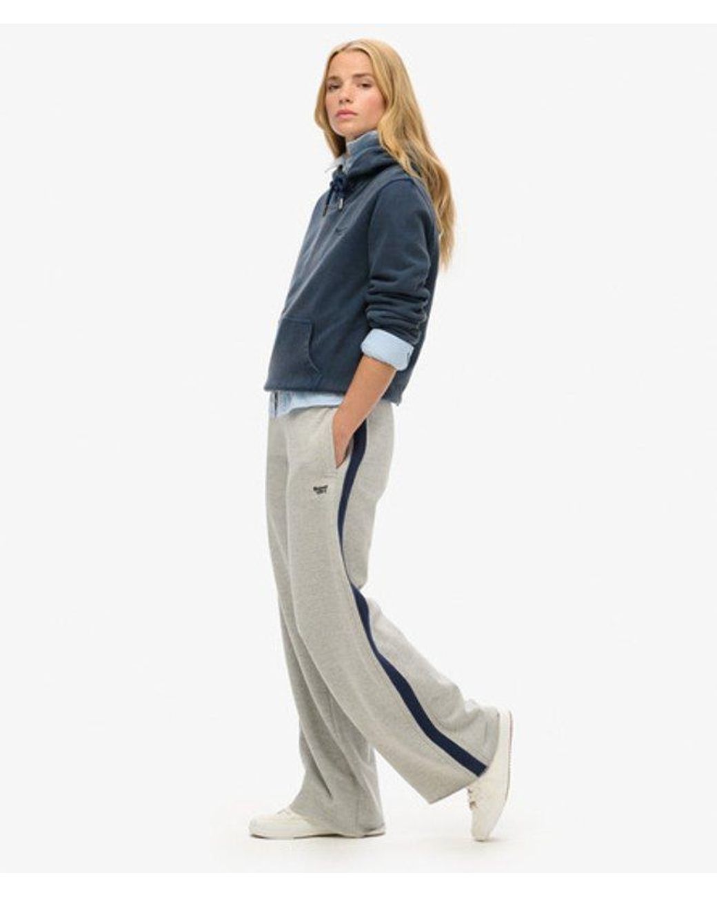 Superdry Blue & Co Essential Logo Straight joggers