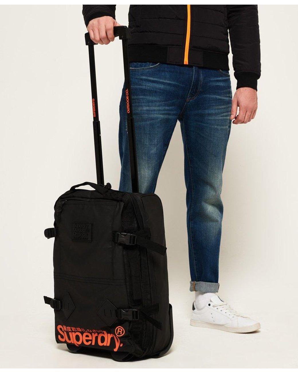 Maleta pequeña de cabina Superdry de hombre de color |