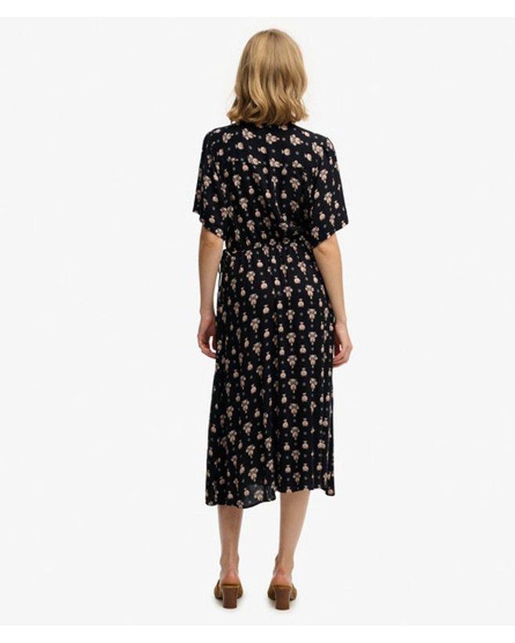 Superdry Bedrukte Midi Wikkel Jurk in het Black