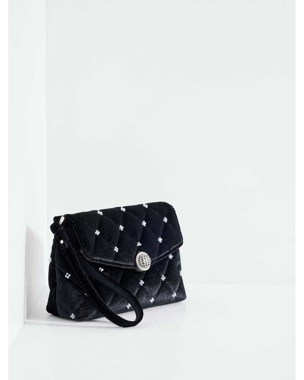 Talbots White Quilted Velvet Beaded Wristlet