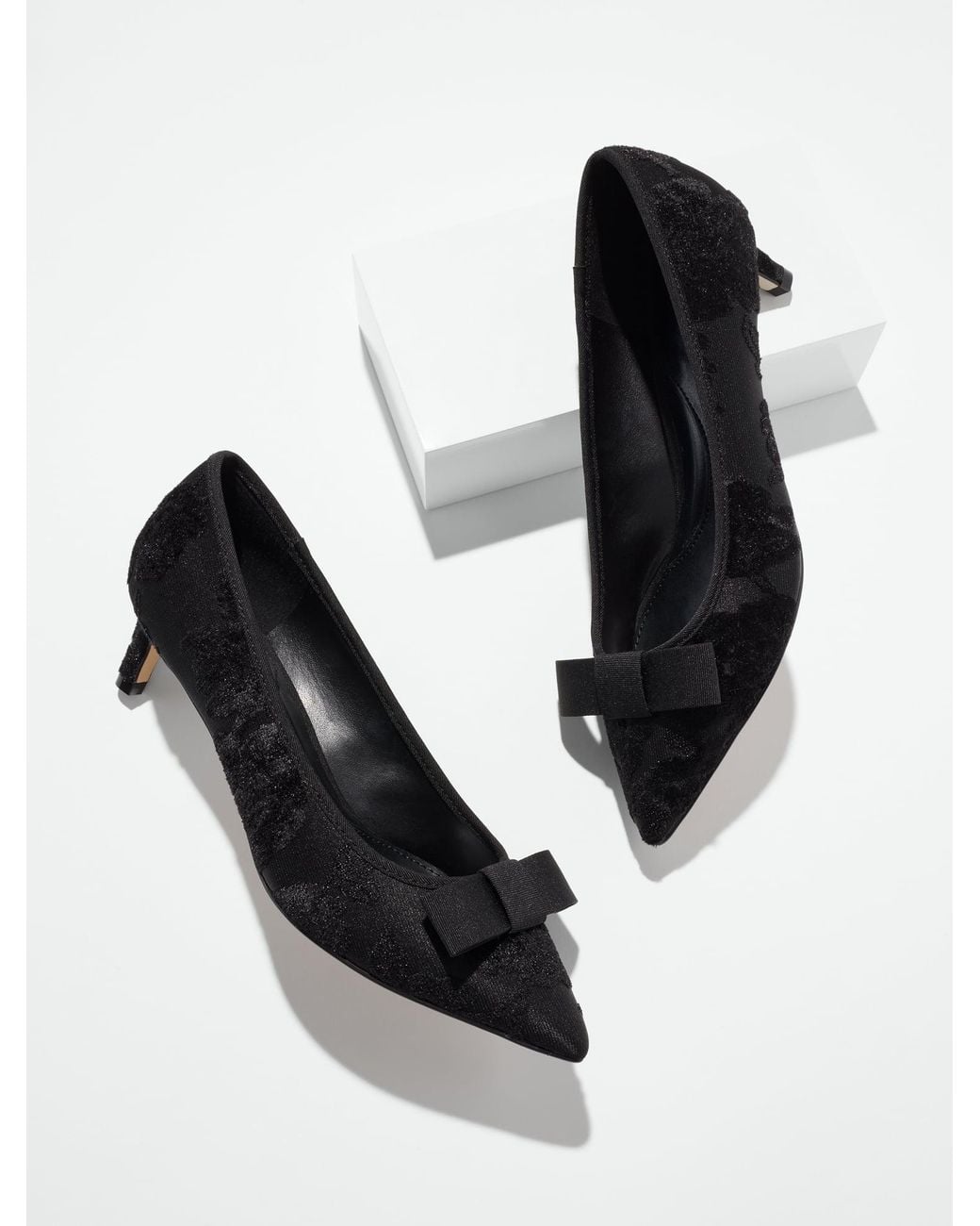 Talbots Black Sierra Bow Bouquet Damask Kitten Heel Pumps