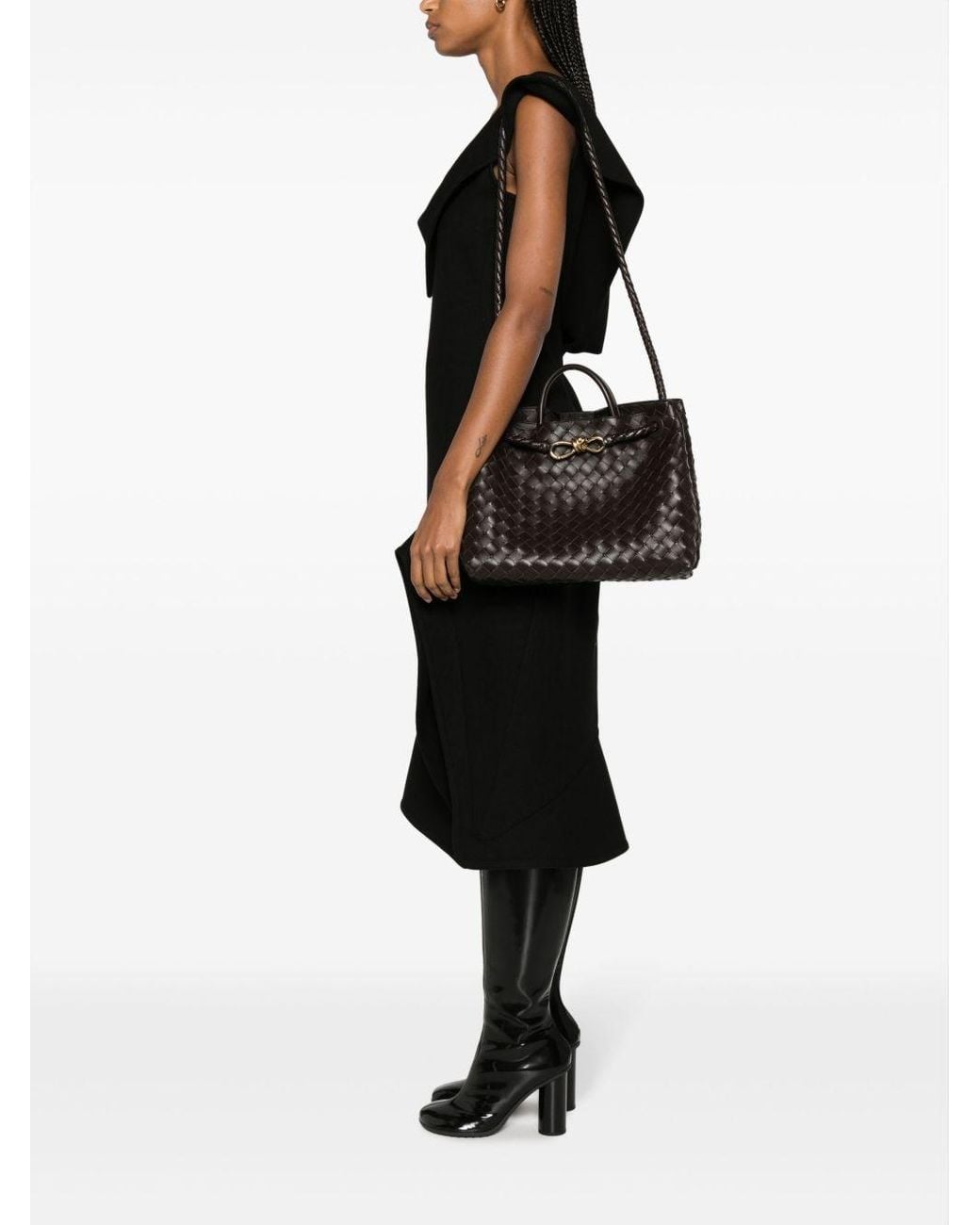Bottega Veneta Black Andiamo Medium Leather Tote Bag