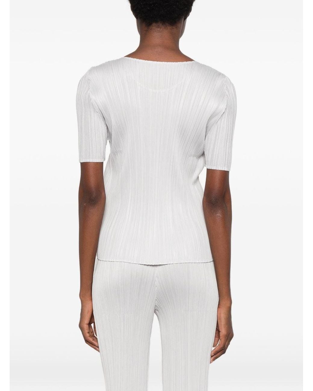 Pleats Please Issey Miyake White Pleated -Tshirt