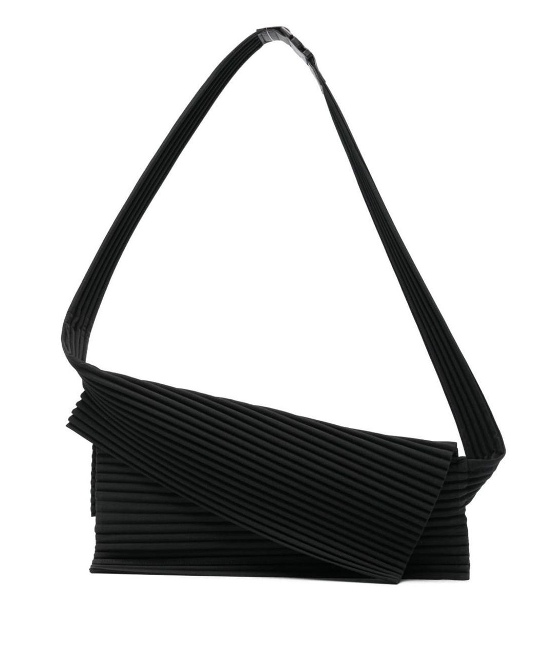 issey-miyake-homme-plisse-