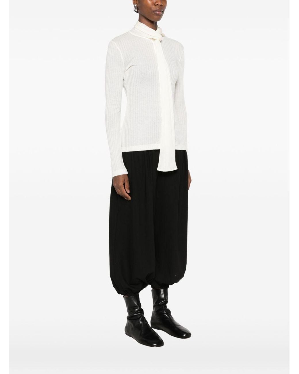 Totême White Ribbed Bow Blouse