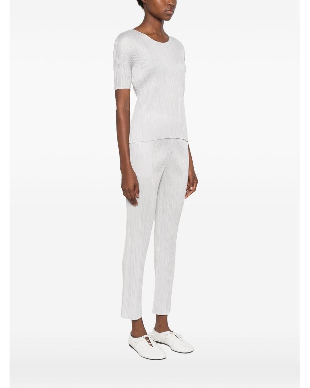 Pleats Please Issey Miyake White Pleated -Tshirt