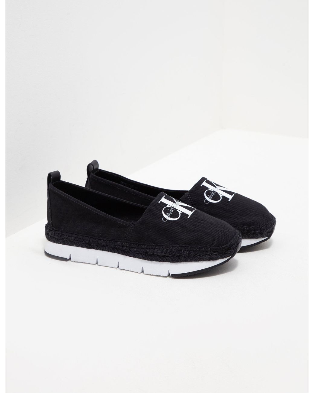 Calvin Klein Canvas Womens Genna 
