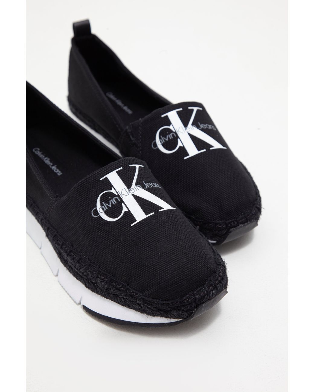 Calvin Klein Canvas Womens Genna 