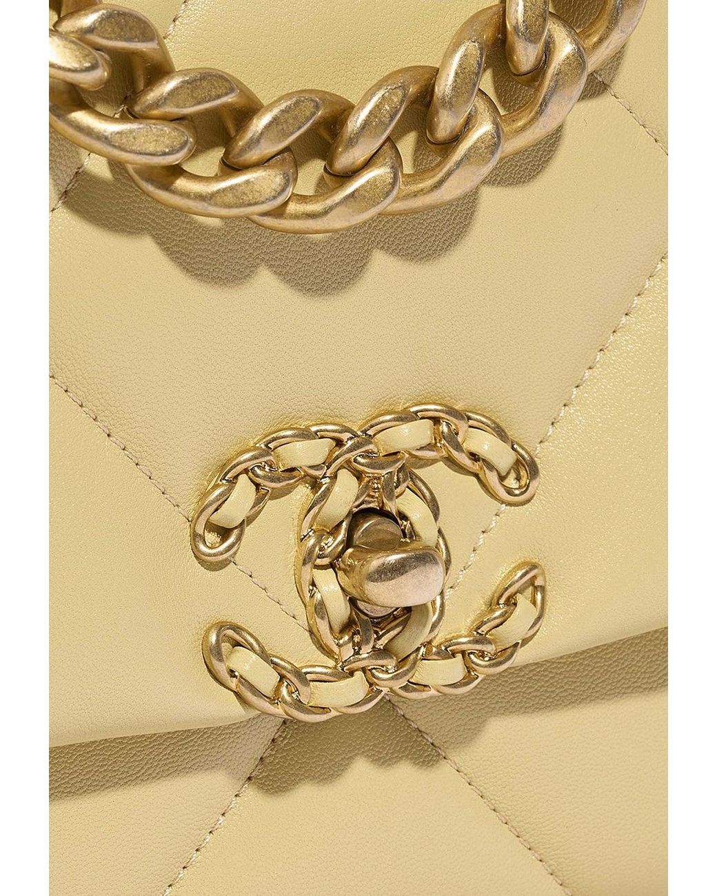 Chanel Metallic Lambskin Quilted Top Handle Vanity Case Gold