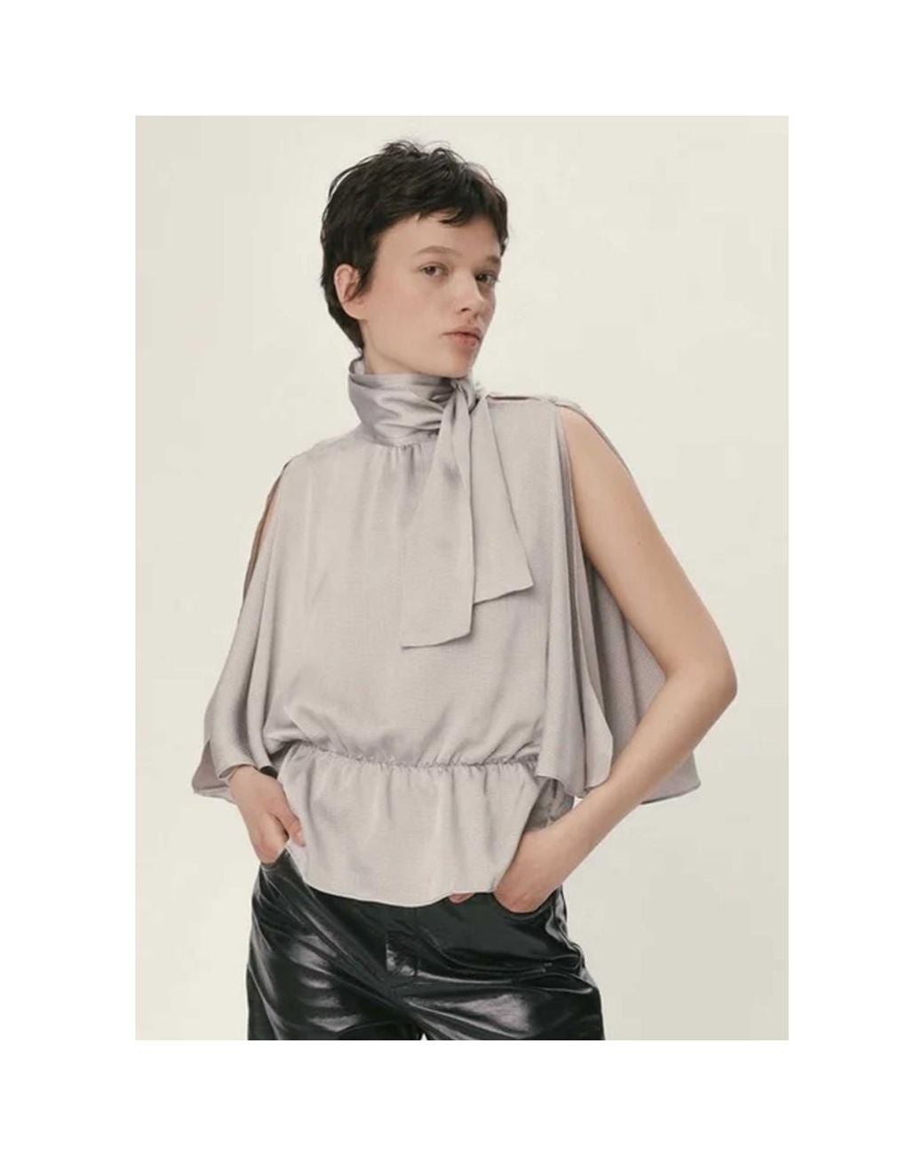Stella Nova Natural Butterfly Sleeved Blouse