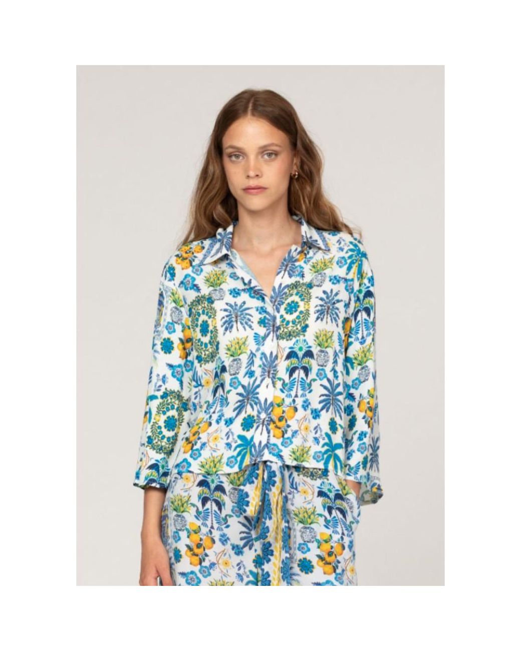 Inoa Blue Bonnie Shirt