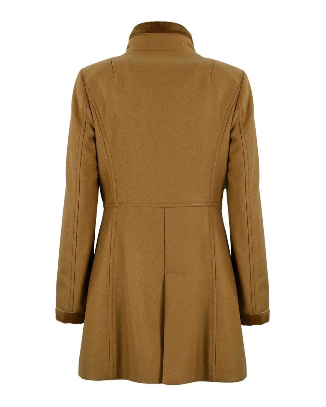 Capa Fay de color Natural