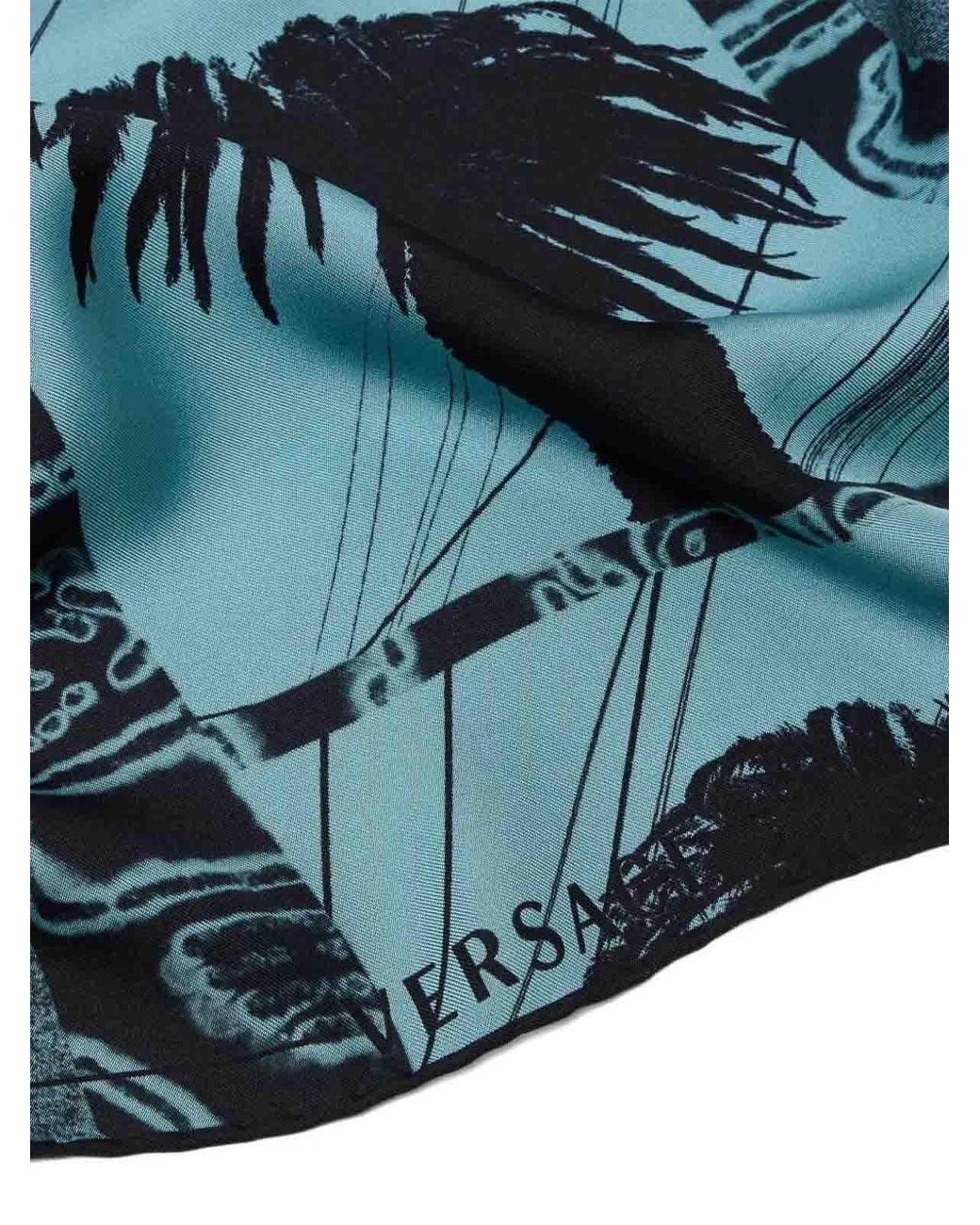 Estola Versace de color Blue