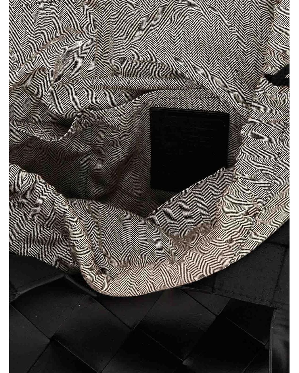 Dragon Diffusion Black Schultertasche