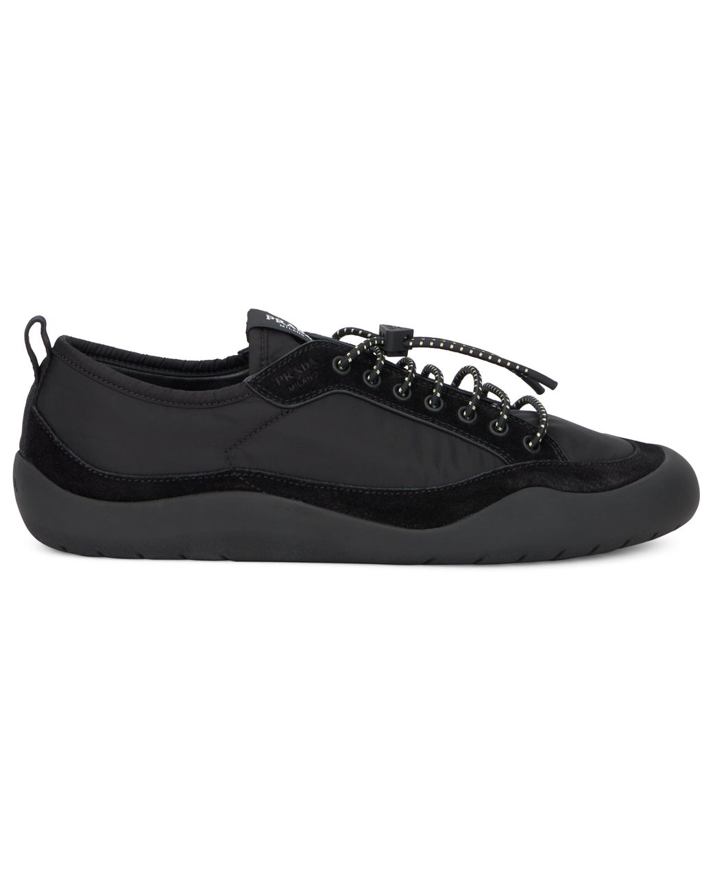 Sneakers con stringhe a contrasto di Prada in Black da Uomo