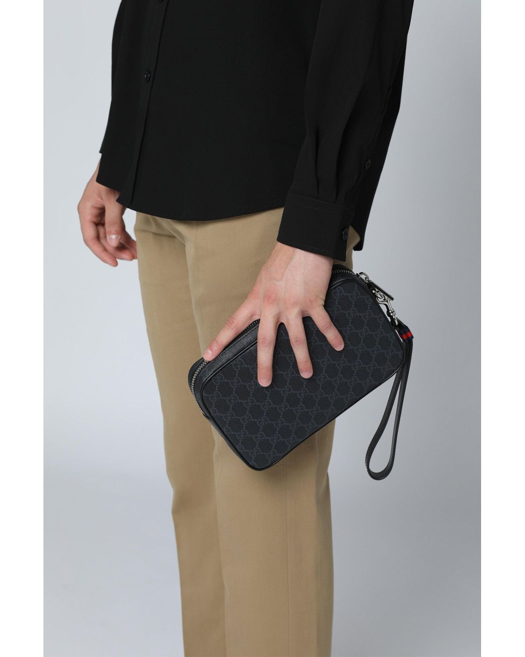 Gucci Gg Supreme Fabric Clutch in Black for Men Lyst
