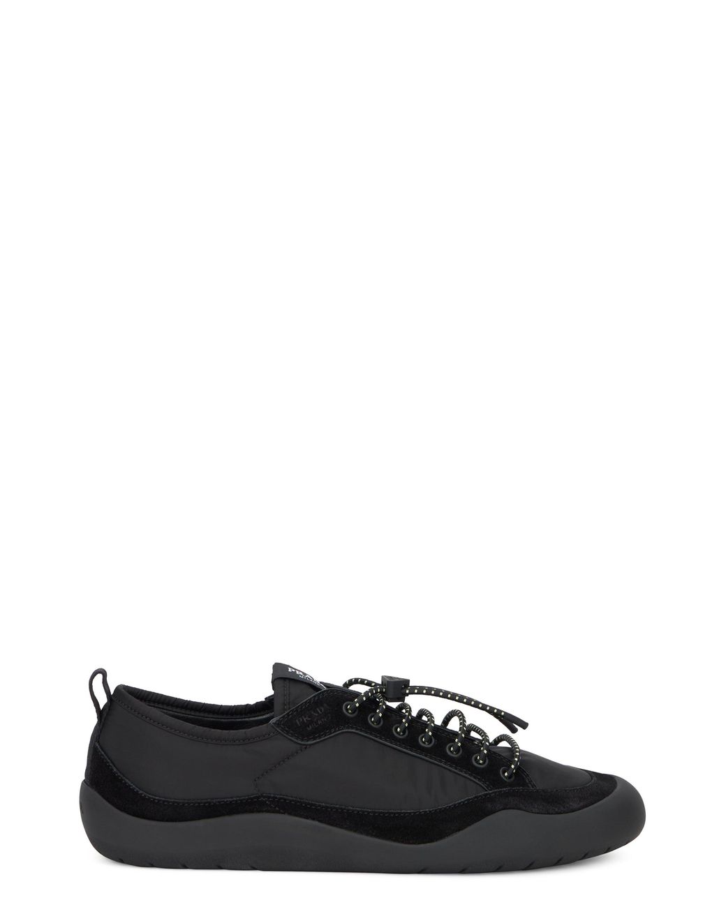 Sneakers con stringhe a contrasto di Prada in Black da Uomo