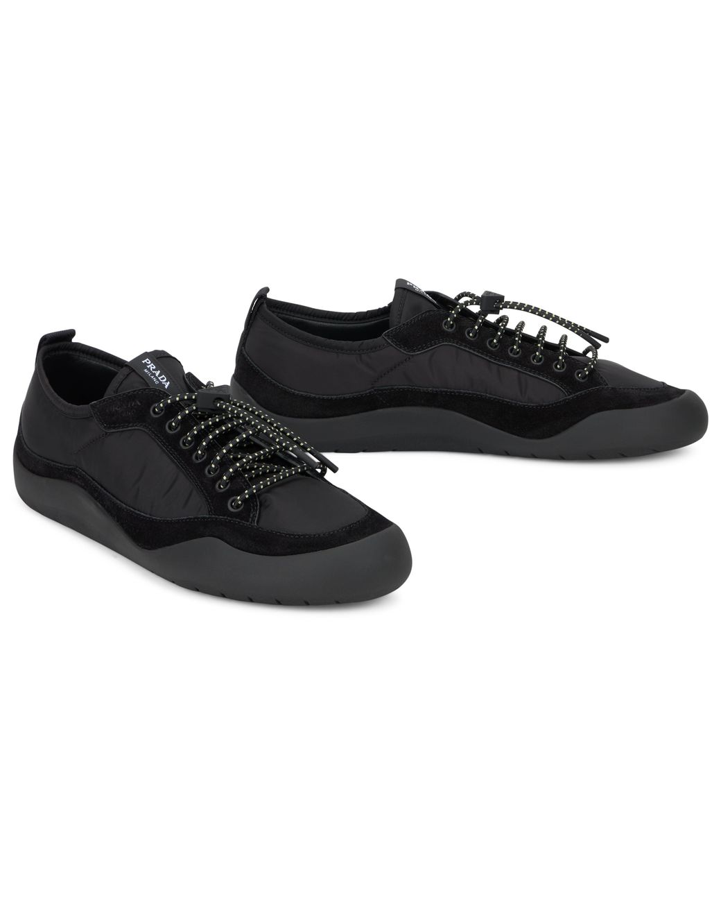 Sneakers con stringhe a contrasto di Prada in Black da Uomo