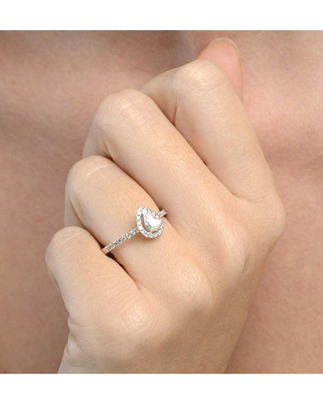 The Diamond Store White Halo Engagement Ring Ella 0.81Ct Vs Pear Shape Diamond 18K