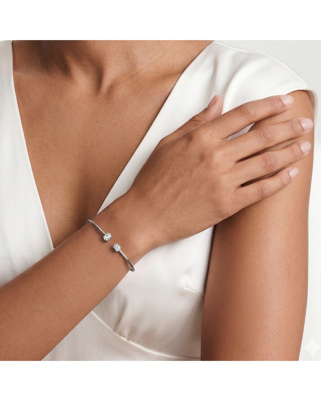 The Diamond Store White Affinity 1.00Ct Oval Cut Lab Diamond Bangle