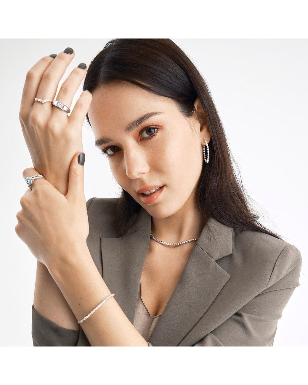 The Diamond Store Blue Aquamarine 0.70Ct And Diamond 18K Ring