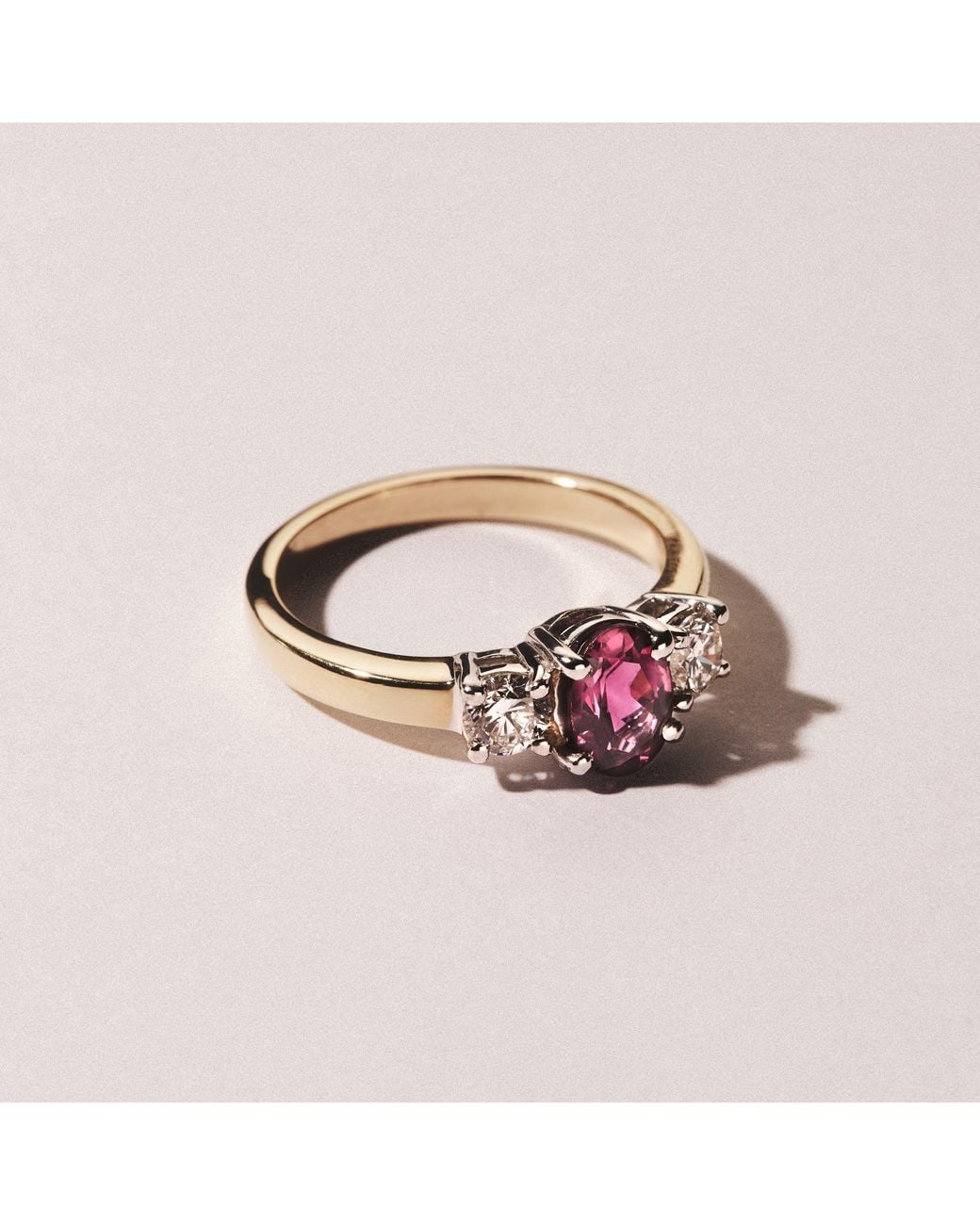 The Diamond Store Red Ruby 1.15Ct And Lab Diamonds G/Vs 0.50Ct 18K Ring