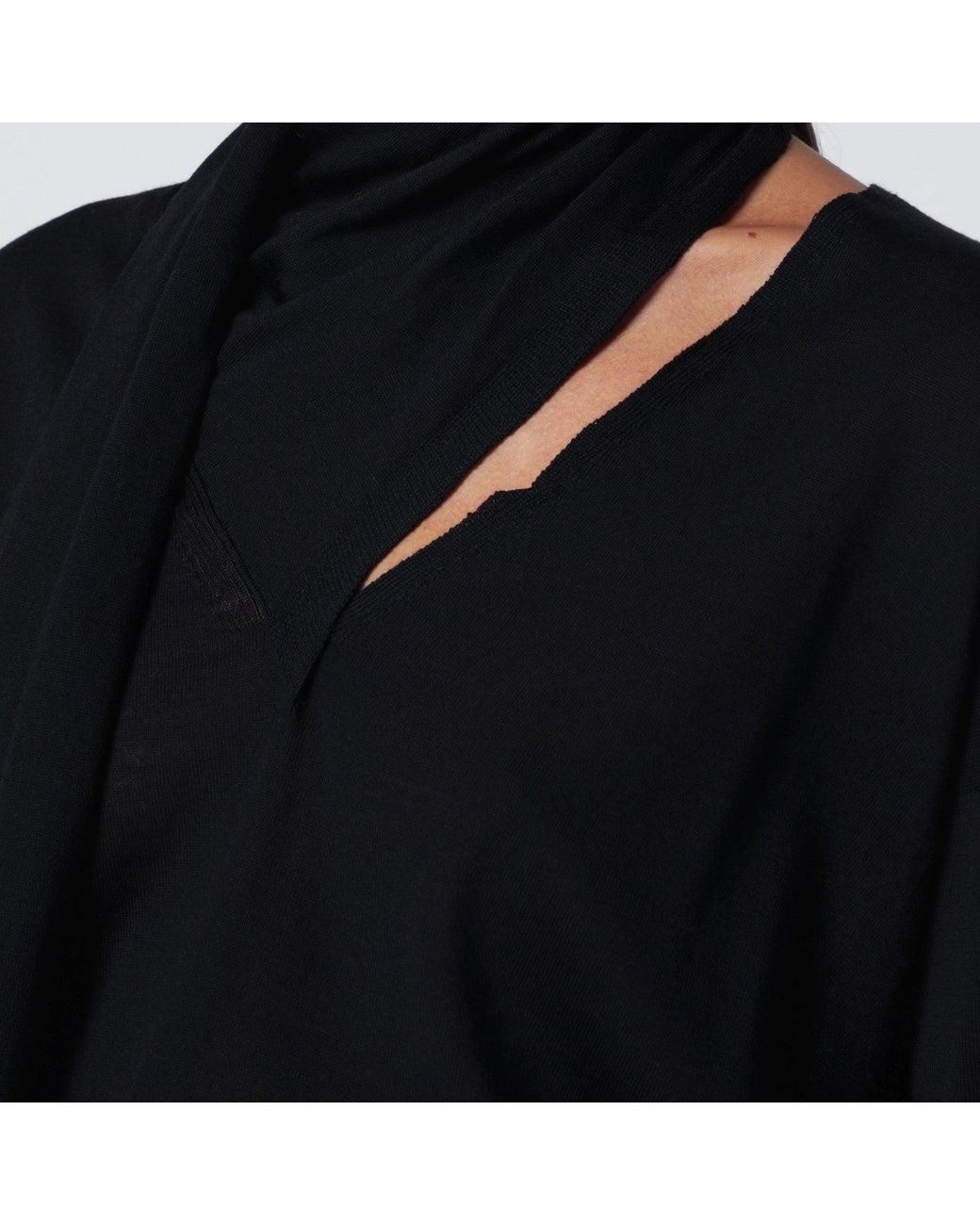 Roberto Collina Black Sweater With Scarf