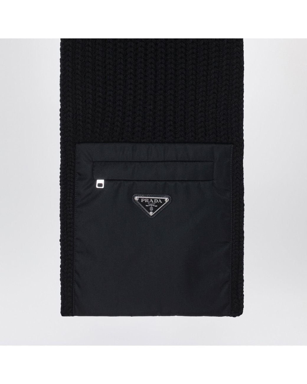 Sciarpa nera in lana con tasca in re-nylon di Prada in Black da Uomo