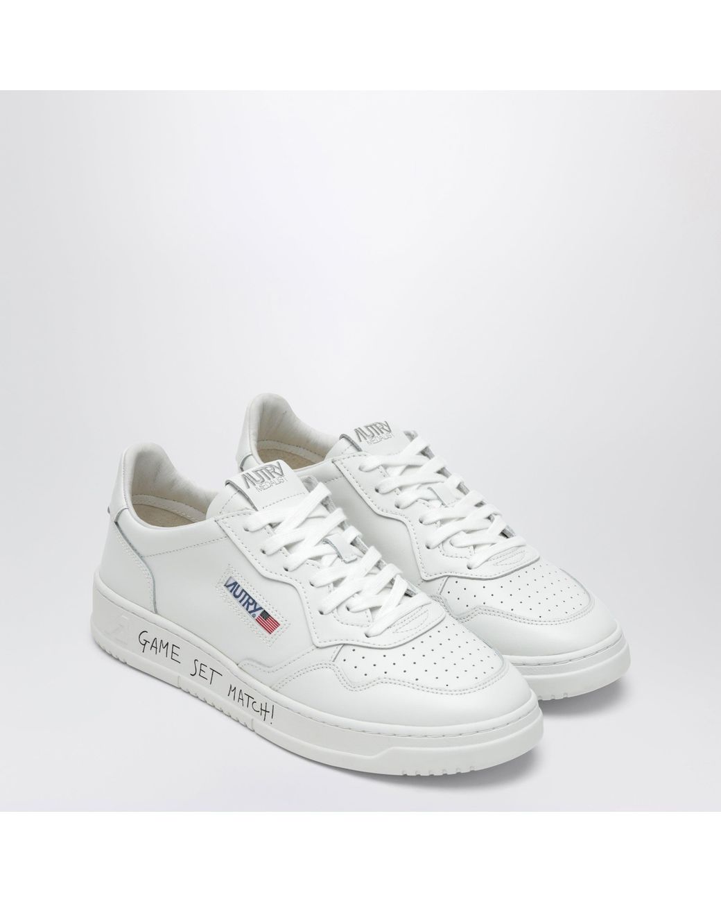 Autry White Medalist Low-Top Sneakers for men