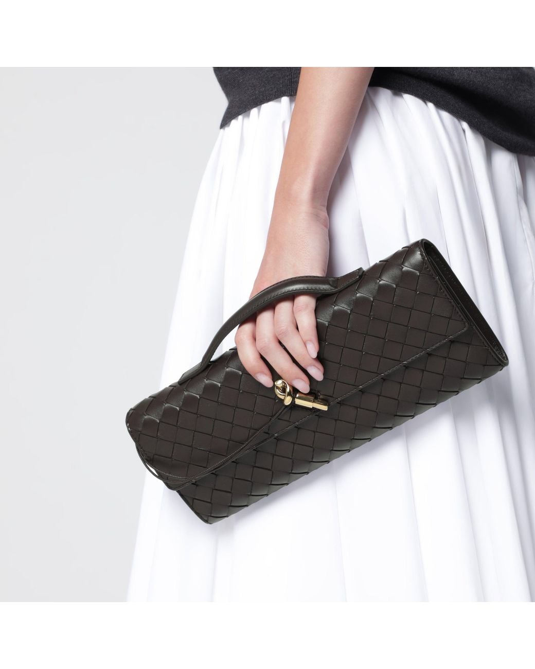 Bottega Veneta Black Andiamo Clutch Fondant With Handle