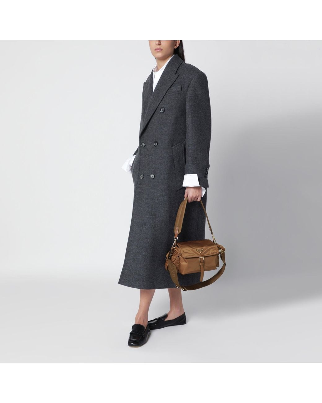 Borsa Explore Medium di Prada in Brown