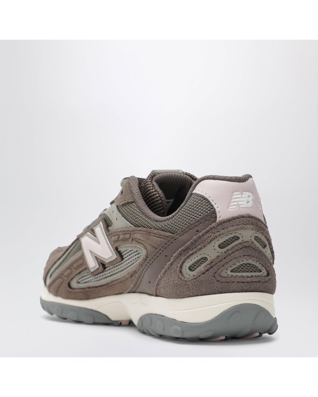 New Balance Gray 204L Low-Top Sneakers