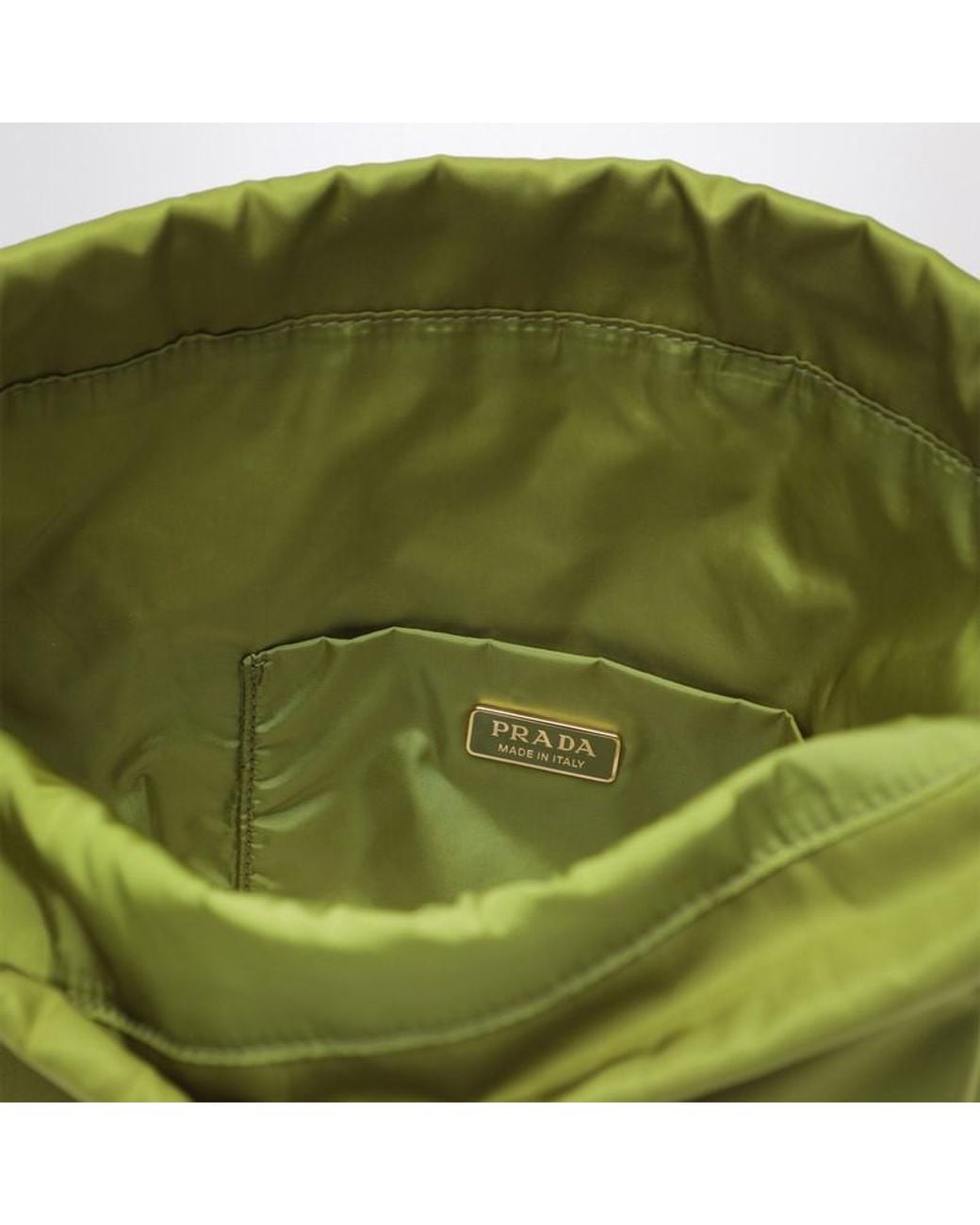 Pouch wish color edera in re-nylon di Prada in Green