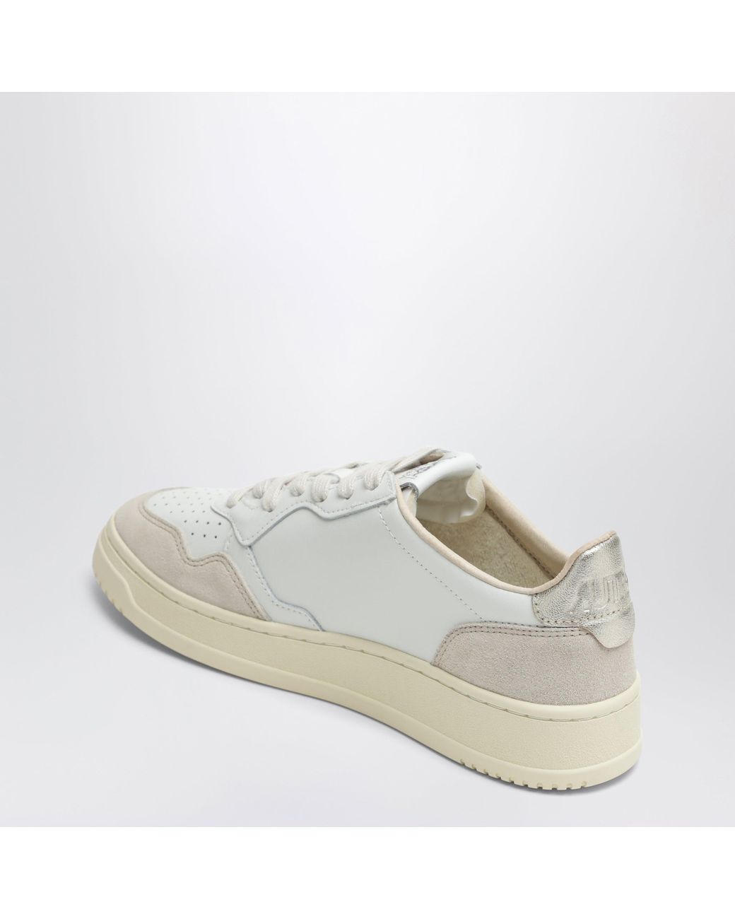 Autry White Medalist Low Sneakers