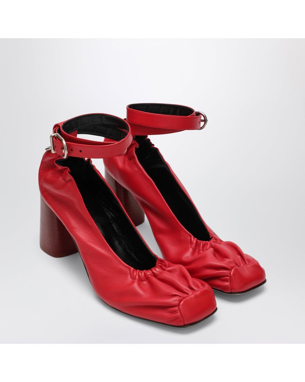 DURAZZI MILANO Red Décolleté With D-Ring Logo