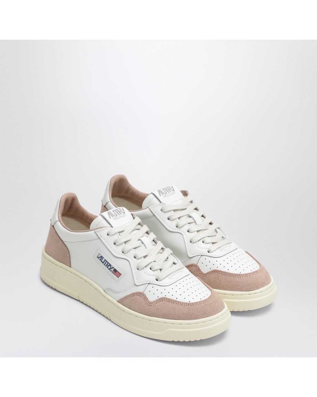 Autry White Medalist Low Sneakers