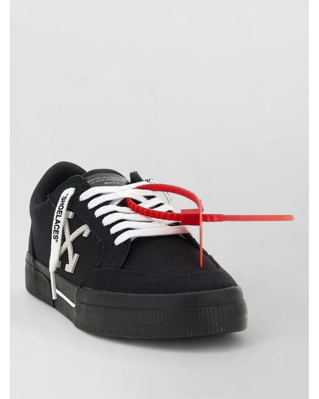 Off-White c/o Virgil Abloh Black Canvas Low-Top Sneakers for men