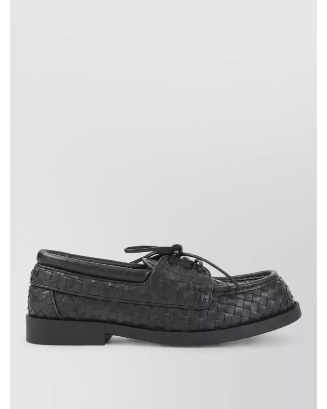 Bottega Veneta Black Leather Intrecciato Boat Shoes for men