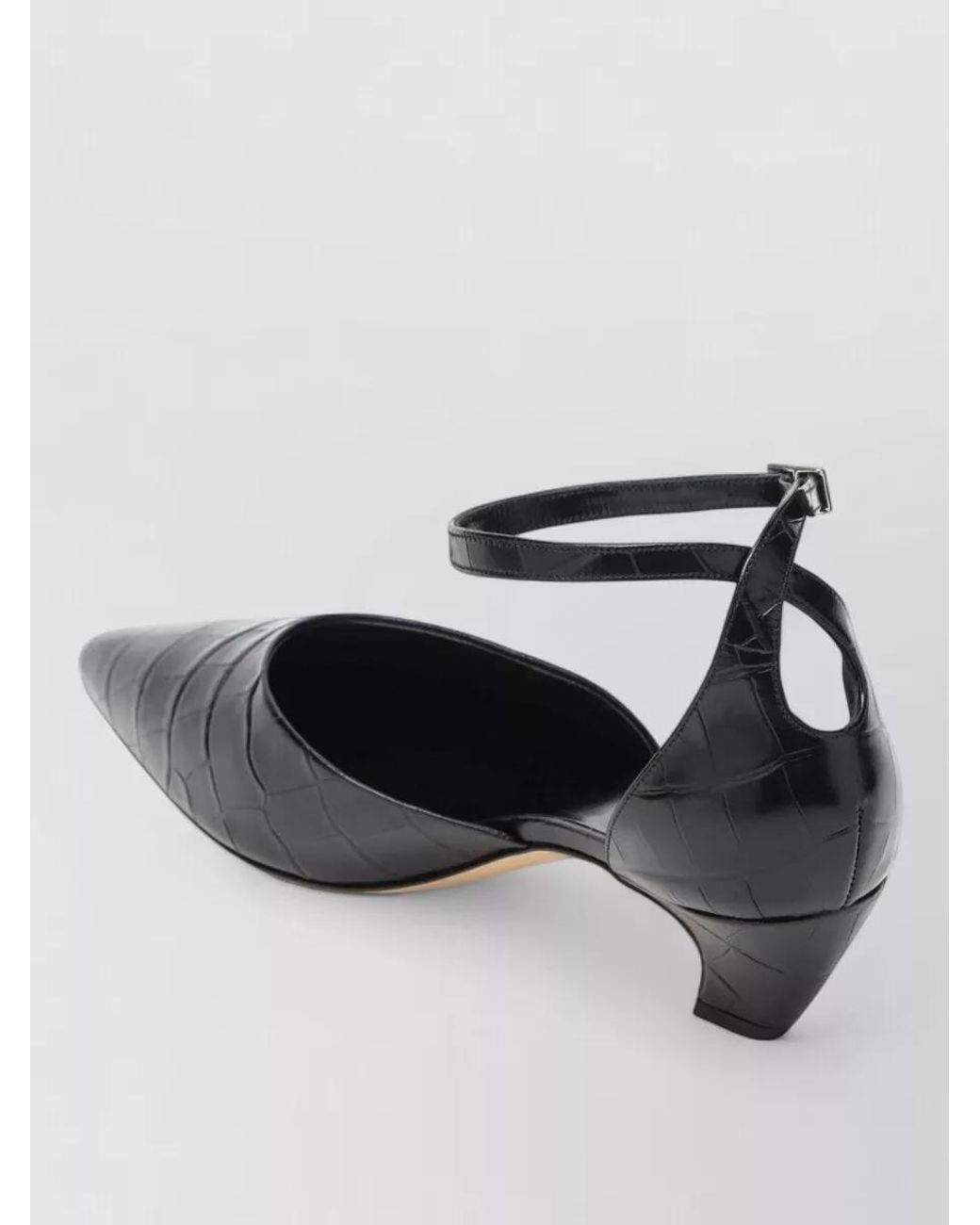 Le Monde Beryl Metallic Pumps