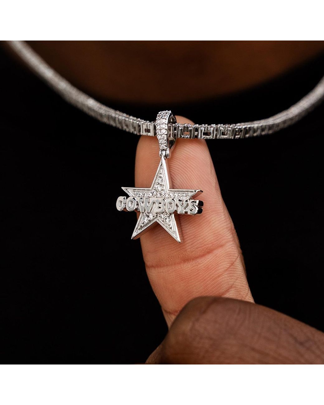 Dallas cowboys outlet diamond pendant