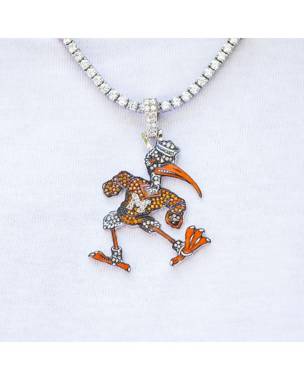 Miami Dolphins Tyreek Hill Jersey Pendant, 14K White - The GLD Shop